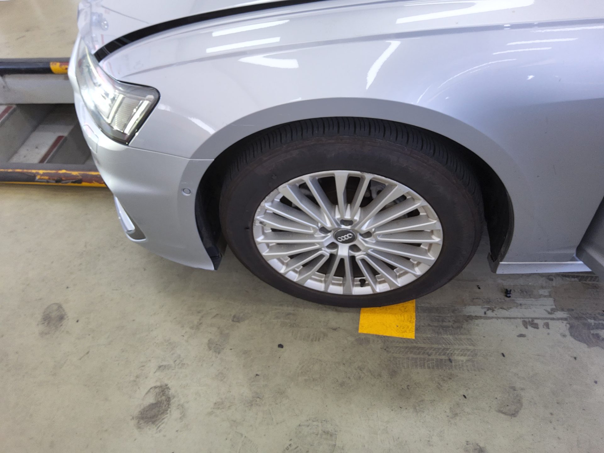 أودي إيه 6 (5Th Gen) 40 TDI بريميوم 2021 40 بريميوم