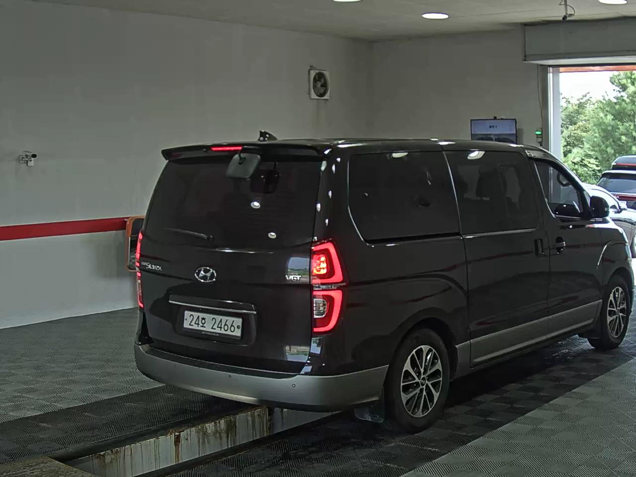 2019 - hyundai grand starex
