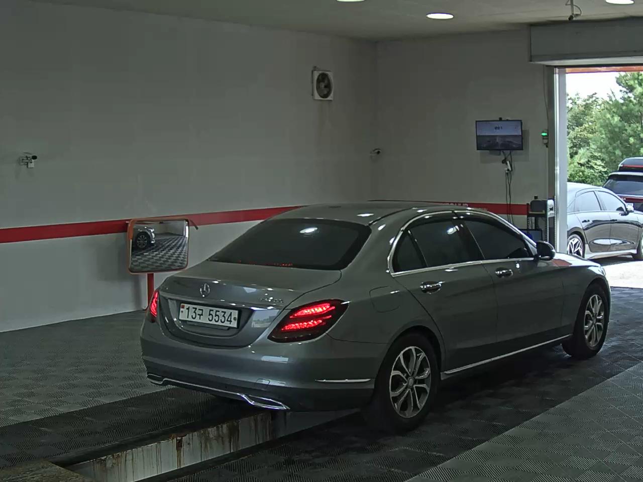 مرسيدس بنز C Class (4Th Gen) C220 Cdi Bluetec Avantgarde 2015 C220