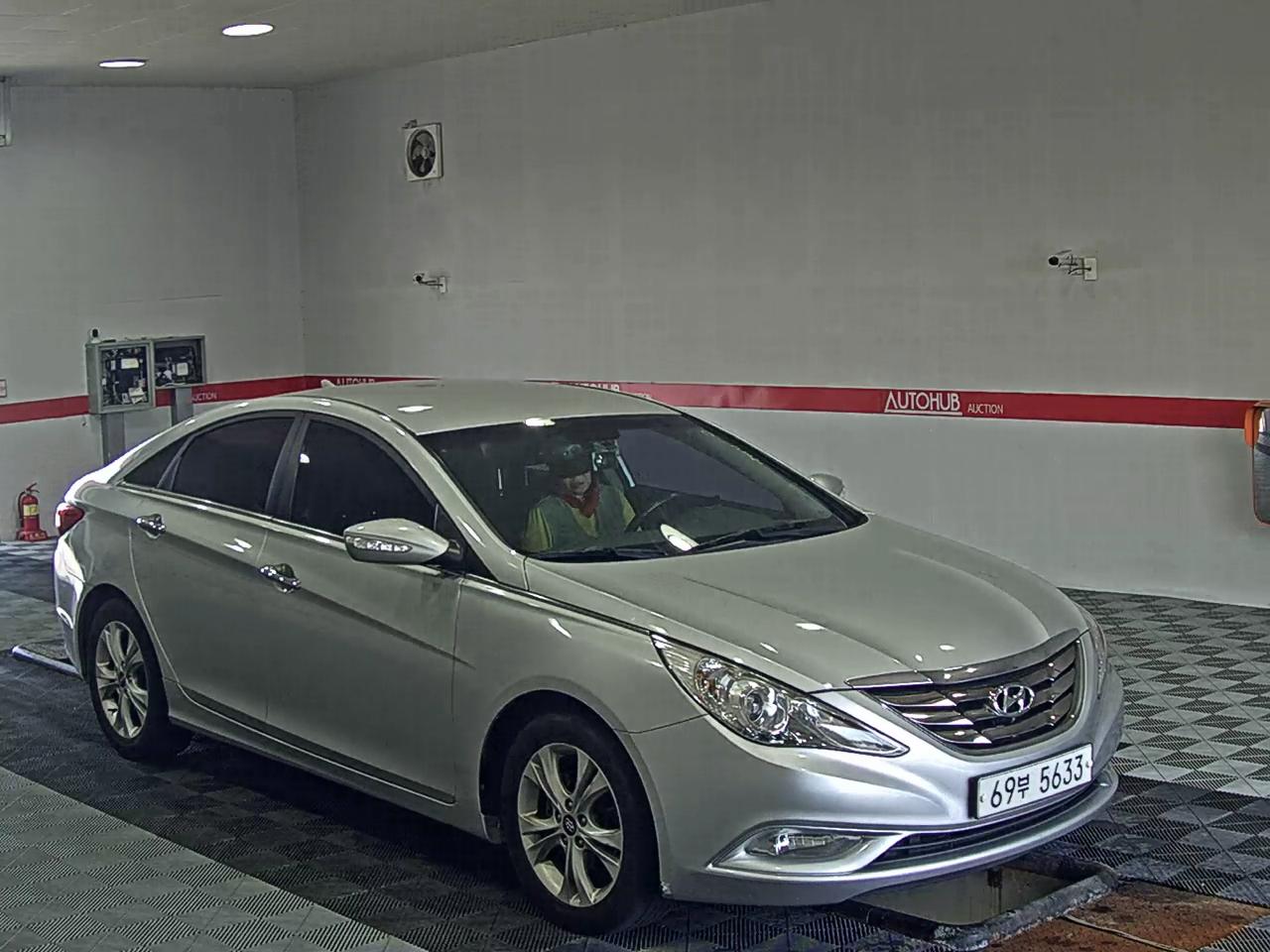 2010 - hyundai sonata