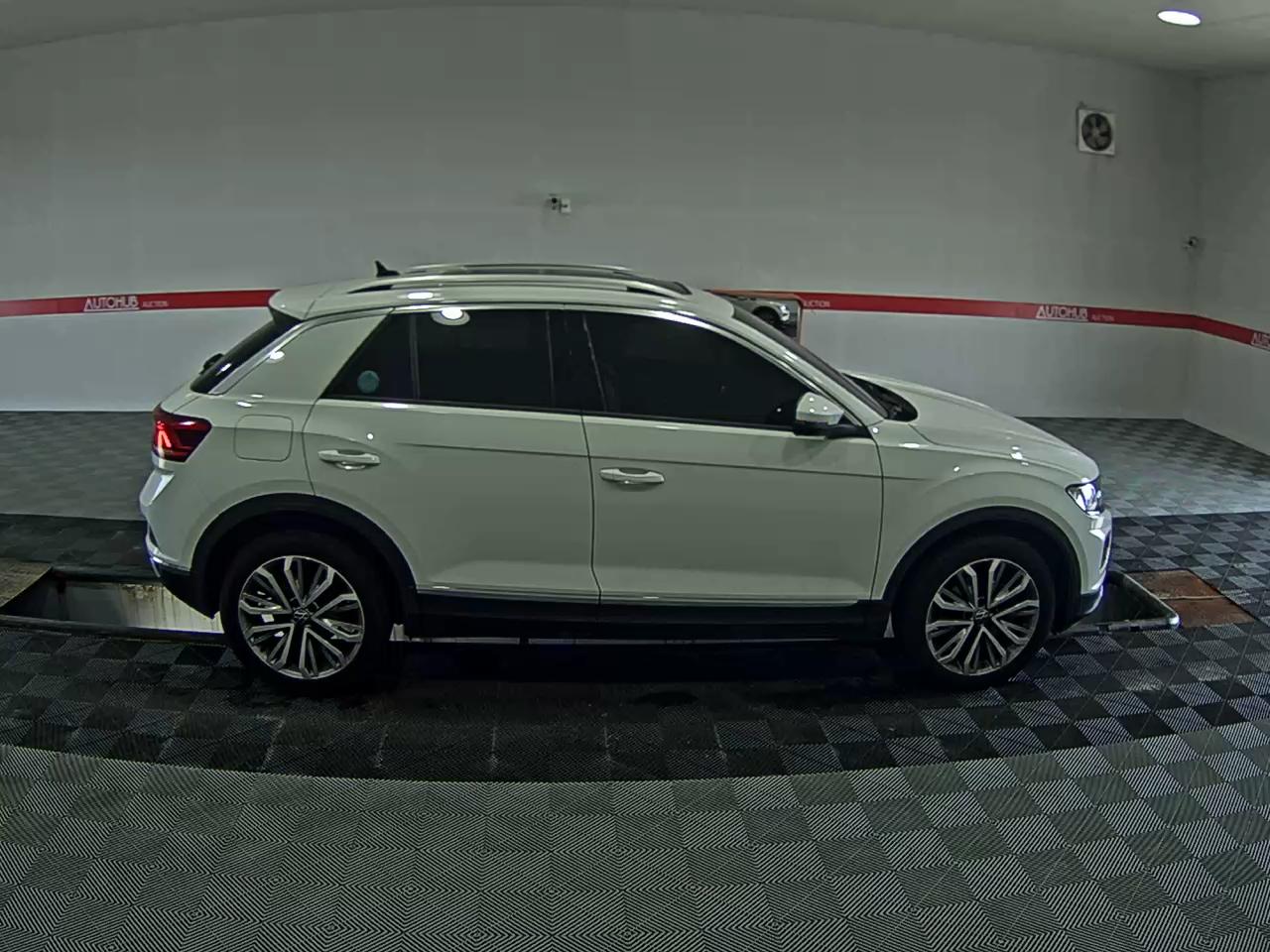 2021 - volkswagen t-roc