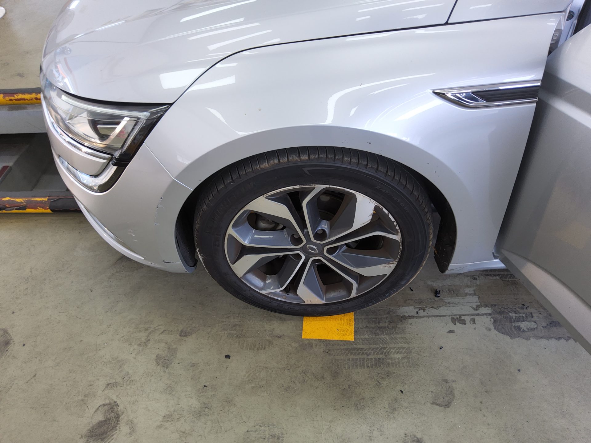 رينو (Samsung) إس إم 6 2.0 Lpe Disabled Vehicle Se 2019 SE