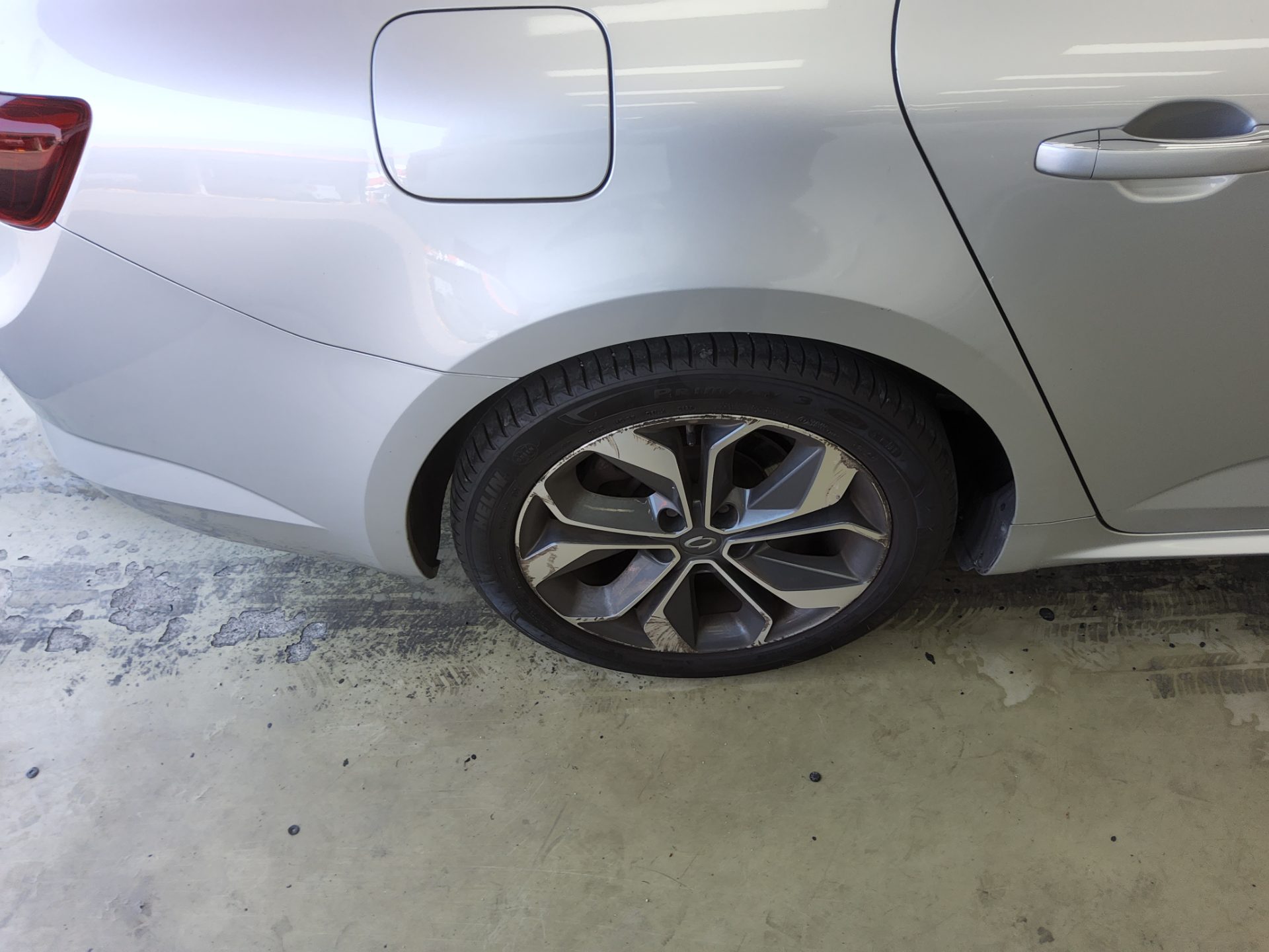 رينو (Samsung) إس إم 6 2.0 Lpe Disabled Vehicle Se 2019 SE