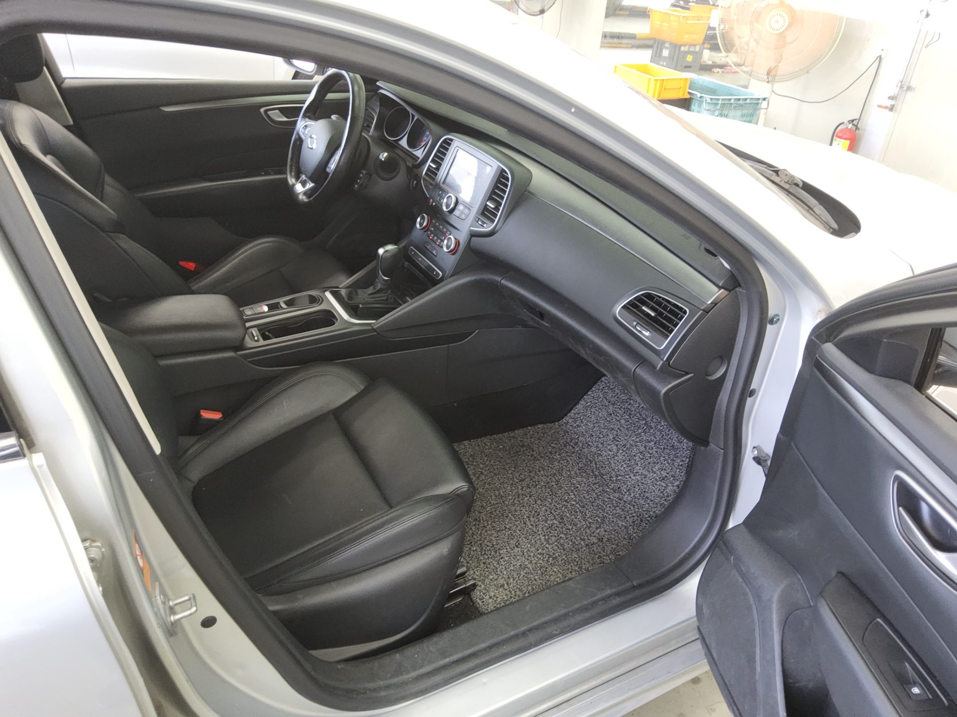 رينو (Samsung) إس إم 6 2.0 Lpe Disabled Vehicle Se 2019 SE