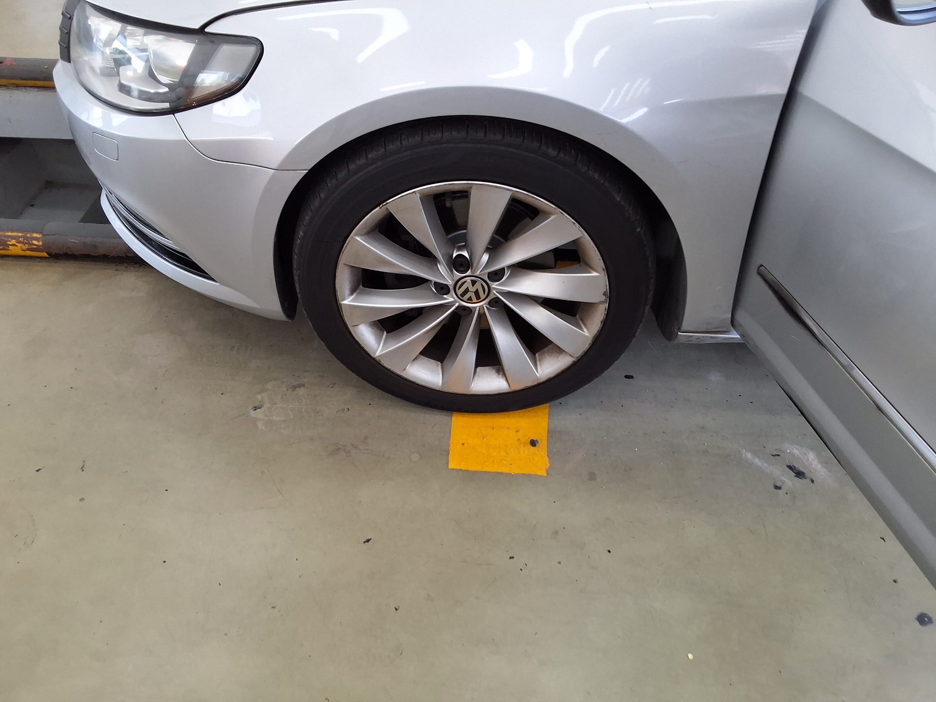 فولكس فاجن Cc 2.0 TDI Bluemotion 2013