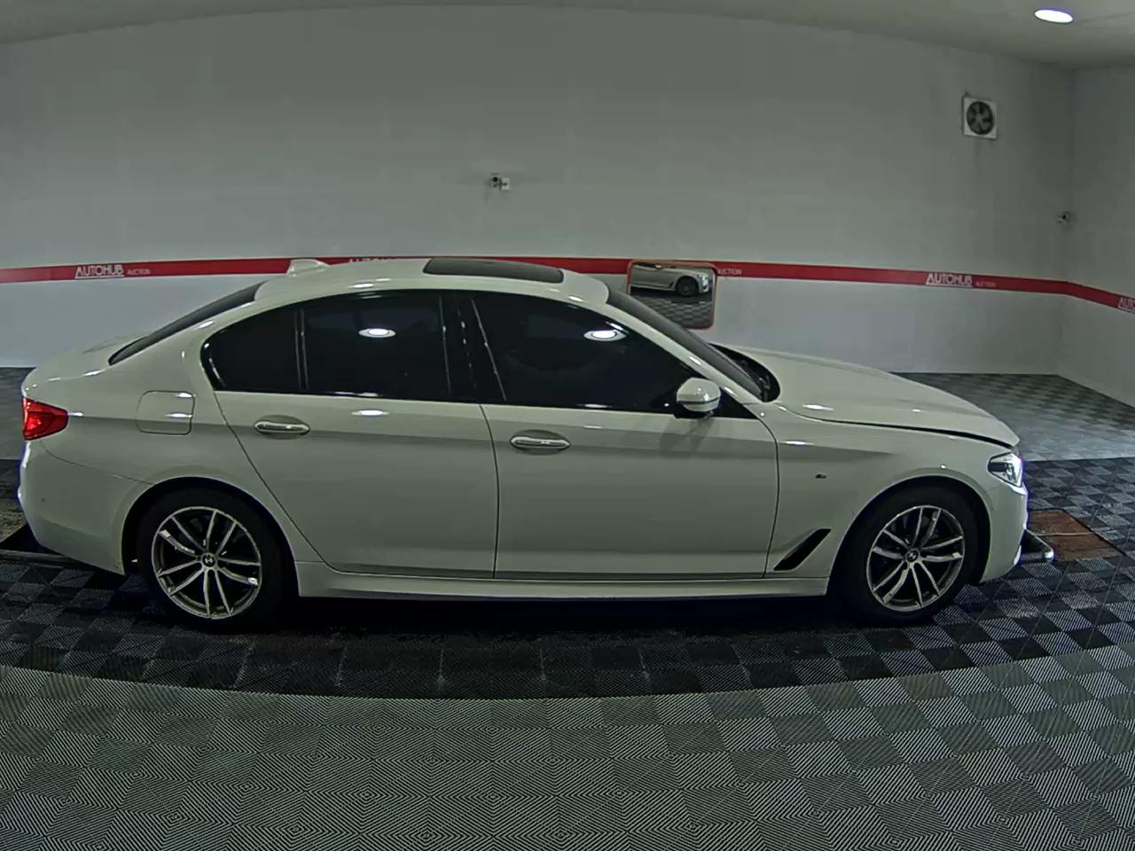 بي إم دبليو 5 Series (7Th Gen) 530I M Sport Pack بلس 2017 SPORT PLUS