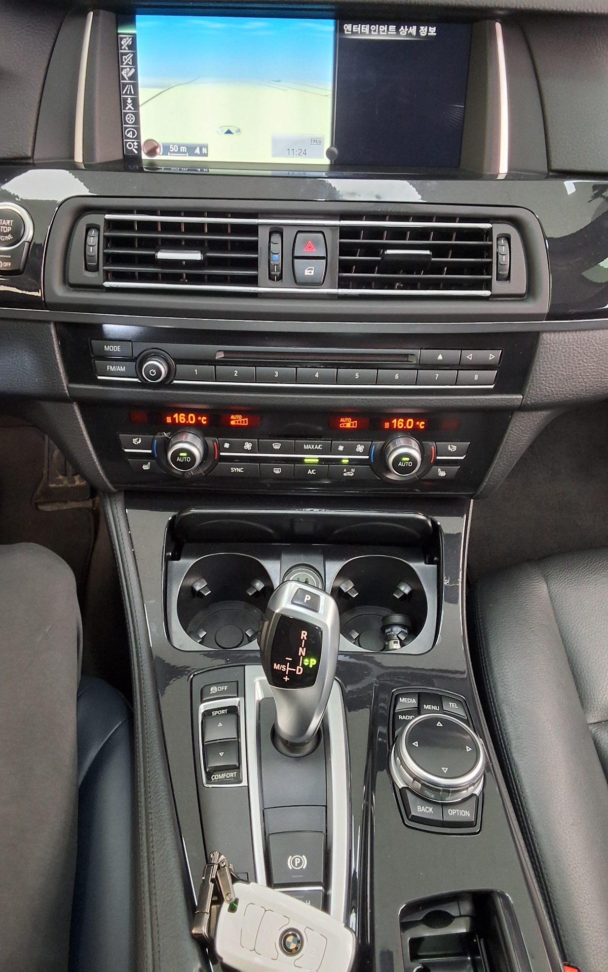 بي إم دبليو 5 Series (6Th Gen) 520D 2015 520d