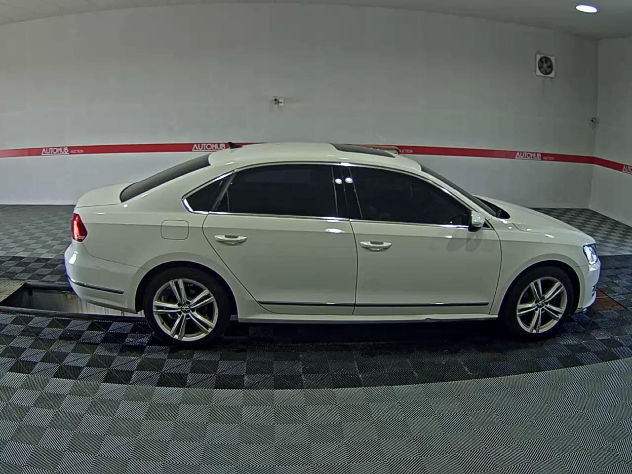 فولكس فاجن الجديد باسات (7Th Gen) 2.0 TDI 2015