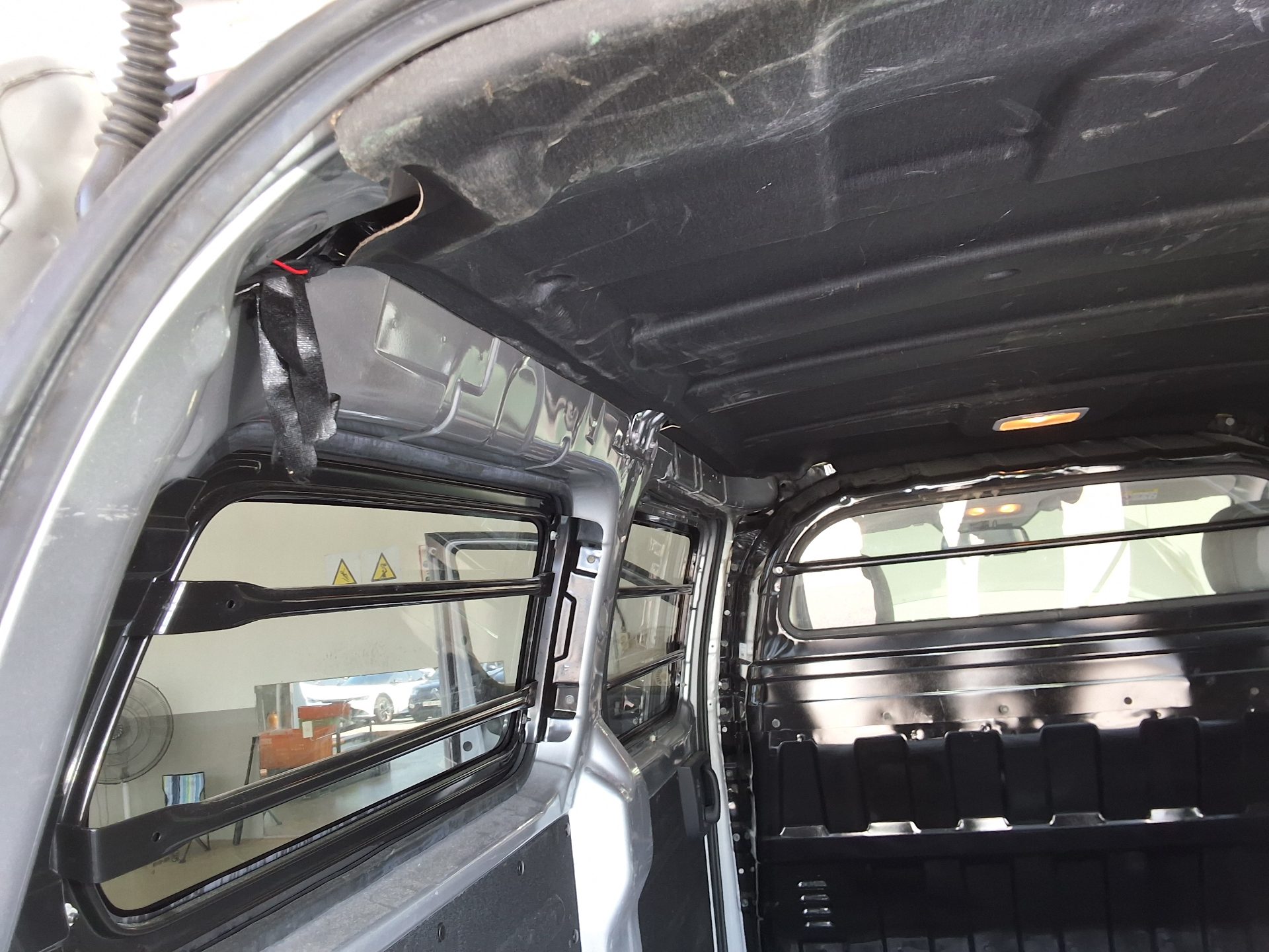 هيونداي الجديد جراند ستاركس 3 Seater ديزل فان سمارت 2021 VAN SMART