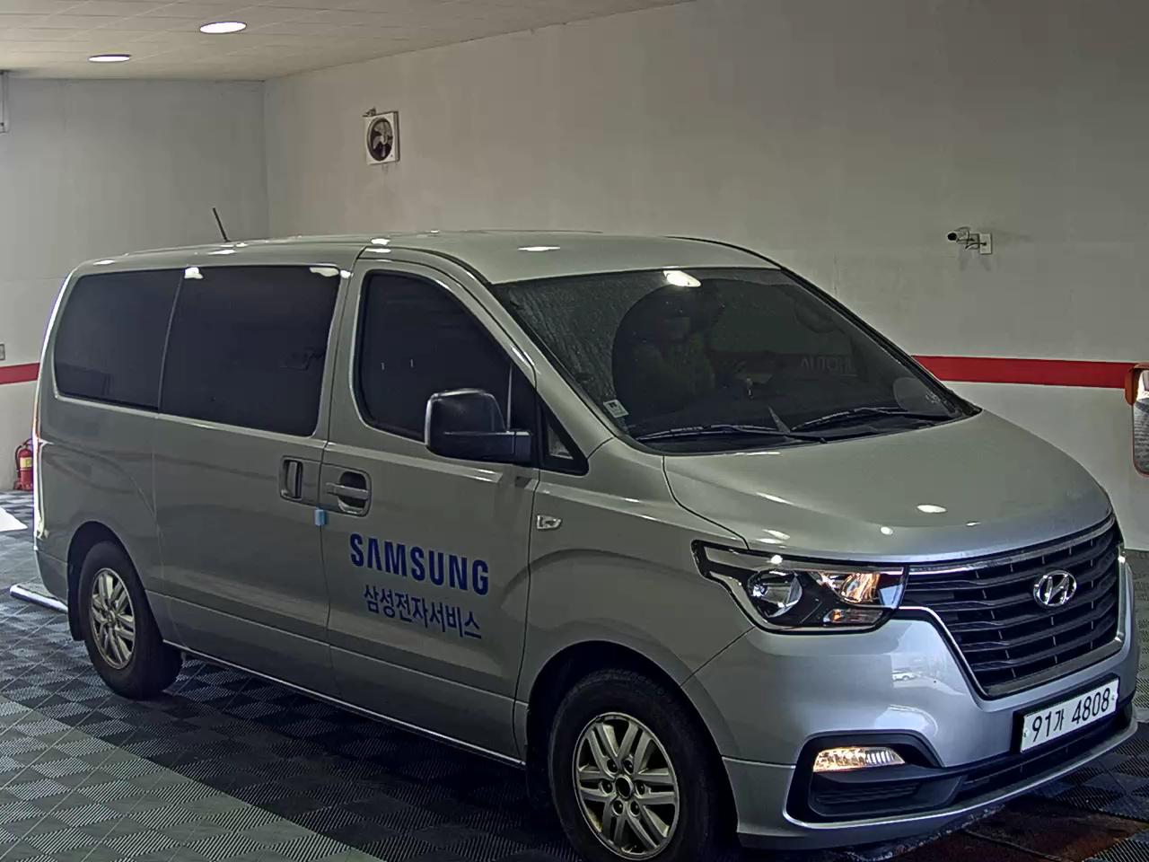 هيونداي الجديد جراند ستاركس 3 Seater ديزل فان سمارت 2021 VAN SMART