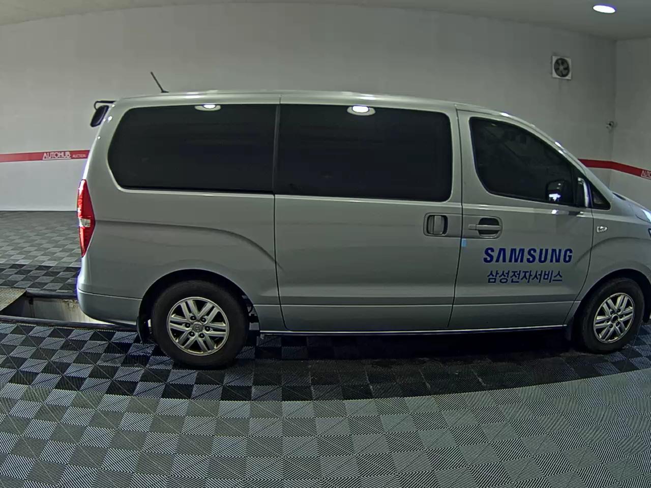 هيونداي الجديد جراند ستاركس 3 Seater ديزل فان سمارت 2021 VAN SMART