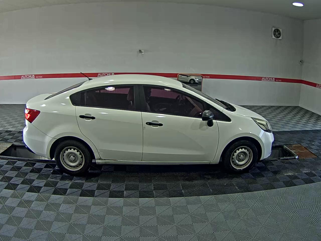 كيا الجديد كليا برايد 4 أبواب 1.4 Mpi سمارت 2014 SMART