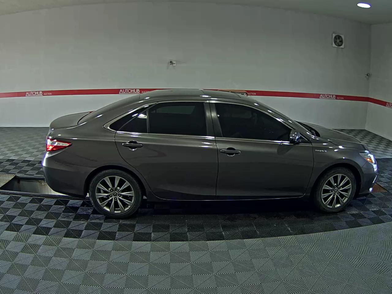 تويوتا كامري (9Th Gen) 2.5 هايبرد Xle 2015