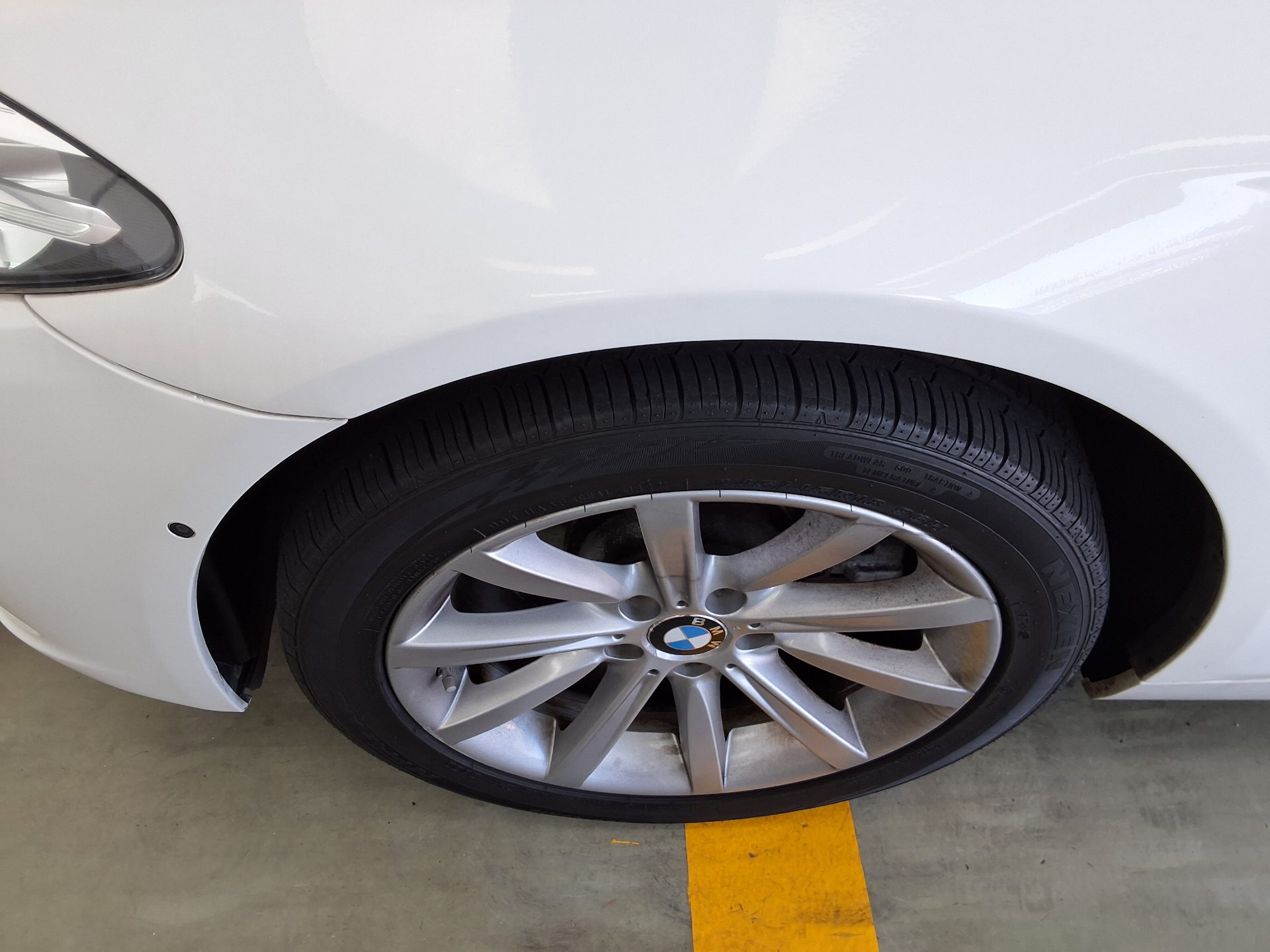 بي إم دبليو 5 Series (6Th Gen) 528I 2015 528i