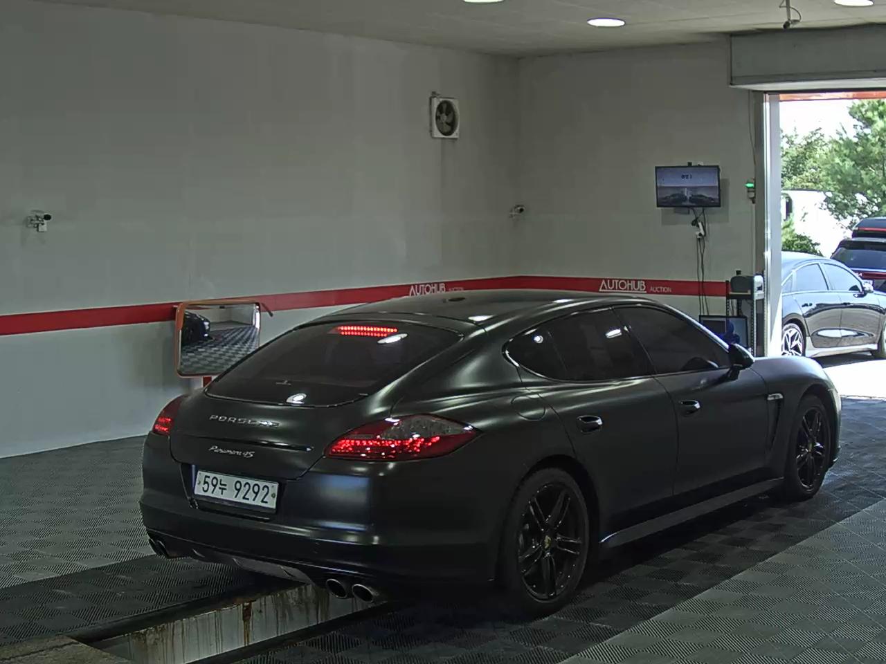 بورشه باناميرا 4.8 4S 2011