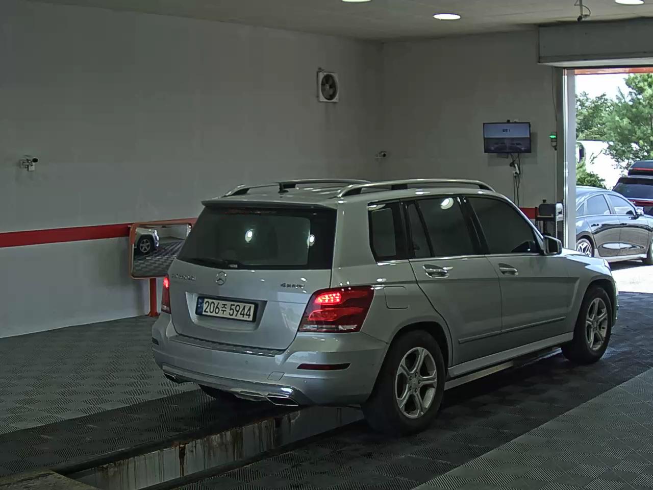 مرسيدس بنز Glk Class Glk220 Cdi فورماتيك 2013 4MATIC