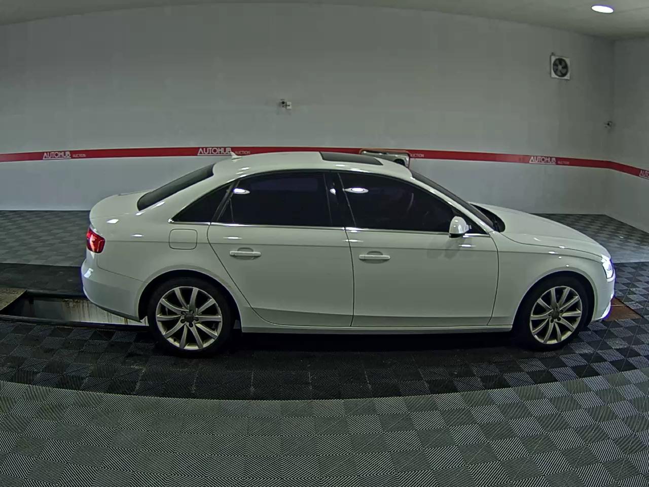 أودي إيه 4 (4Th Gen) 2.0 TDI Dynamic 2014