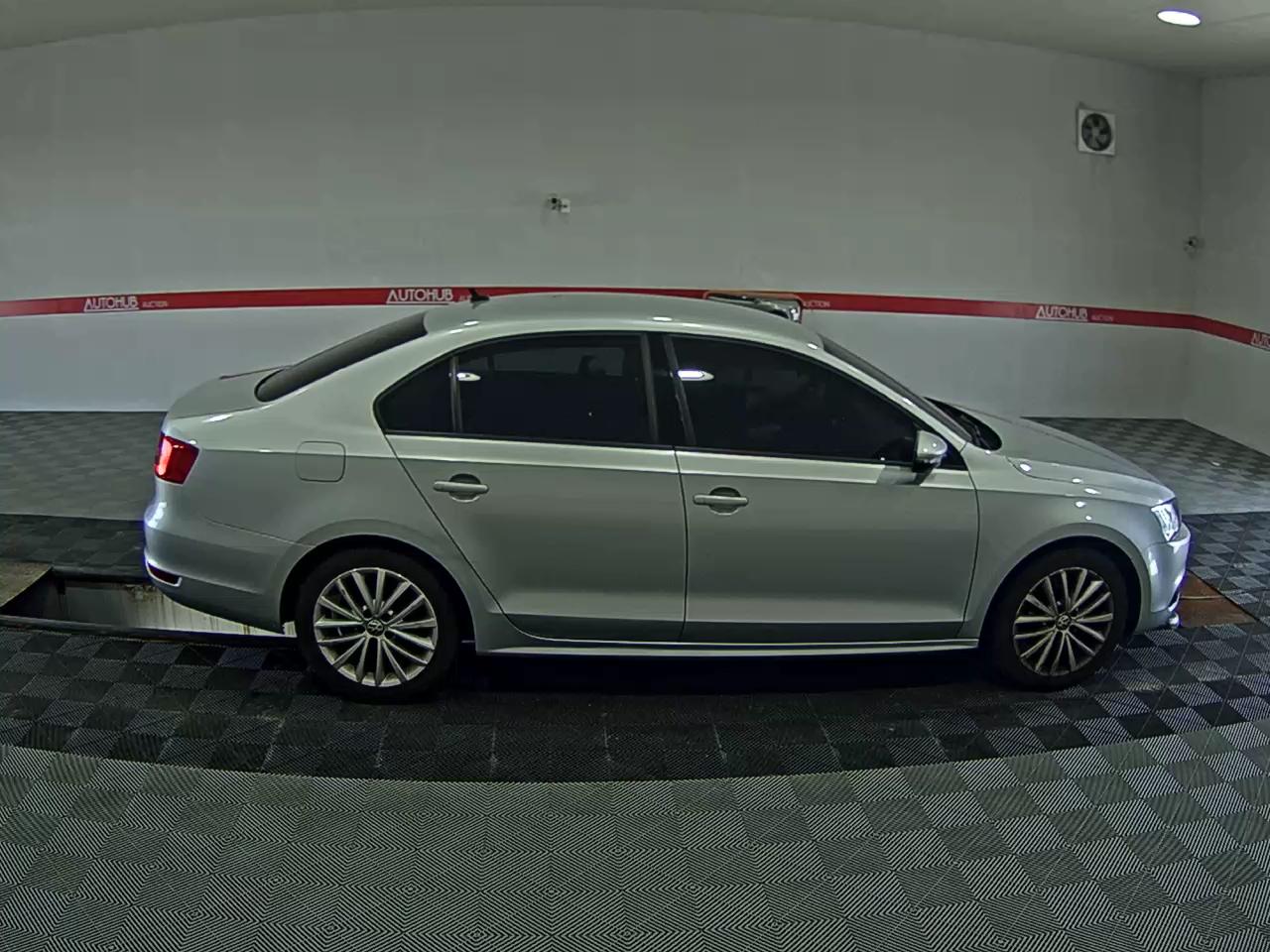 فولكس فاجن جيتا (6Th Gen) 1.6 TDI Bluemotion 2013