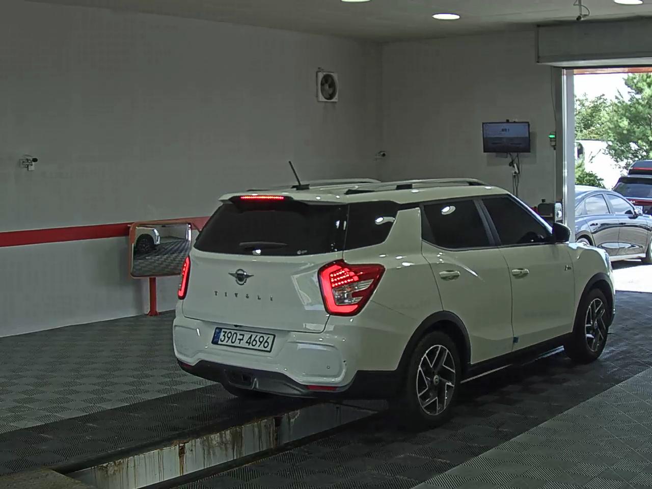 كي جي موبيليتي Mobility (سانج يونج) جديد تيفولي Air 1.5 بنزين تيربو إيه 3 2021 TURBO