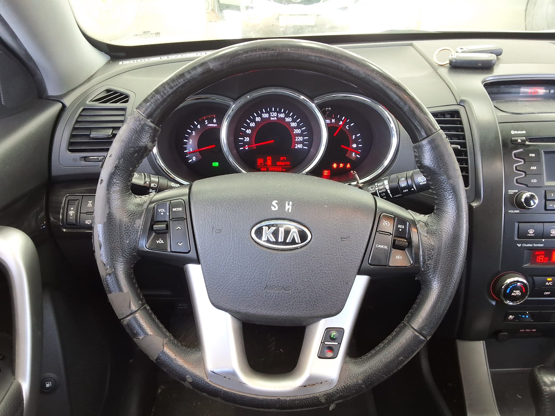 كيا سورينتو 2011 TLX بريميوم