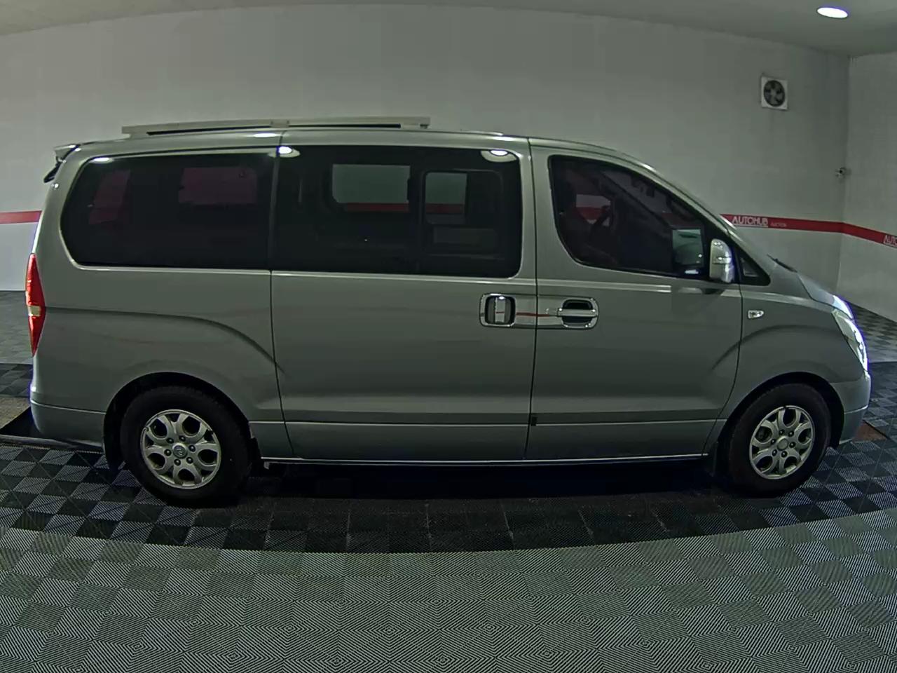 هيونداي جراند ستاركس 12 Seater ديزل Cvx Value 2011