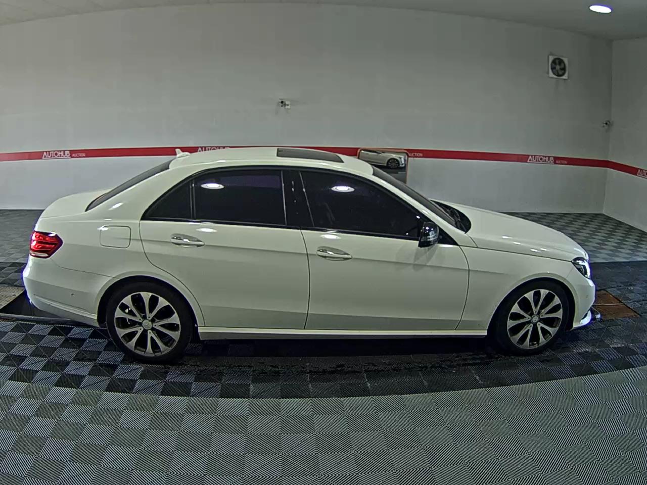 مرسيدس بنز E Class (4Th Gen) E220 Cdi Bluetec Avantgarde Sport 2016 SPORT