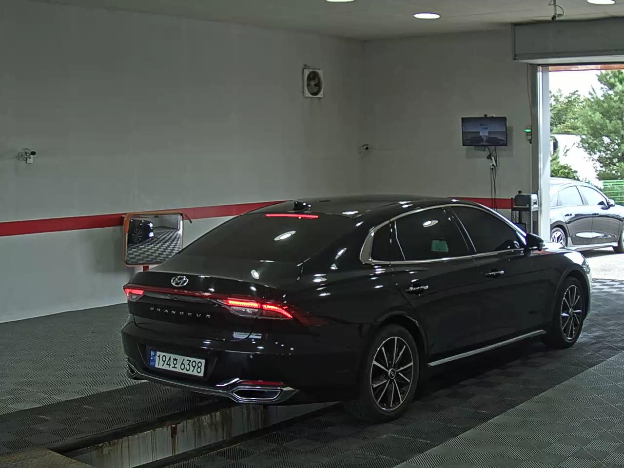 هيونداي جرانديور 2023 IG LE BLANC