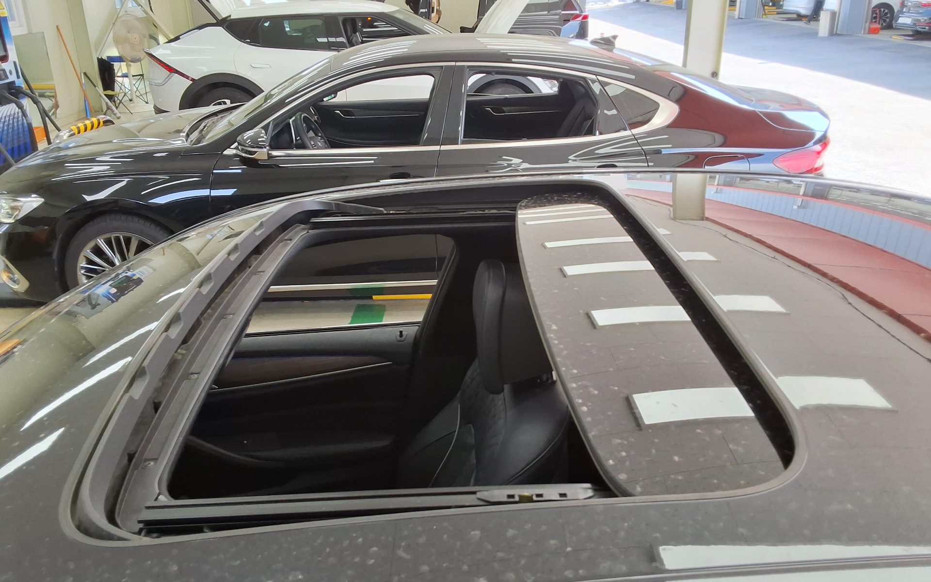 بي إم دبليو 5 Series (7Th Gen) 520D إكس درايف M Sport Pack بلس 2017 SPORT PLUS