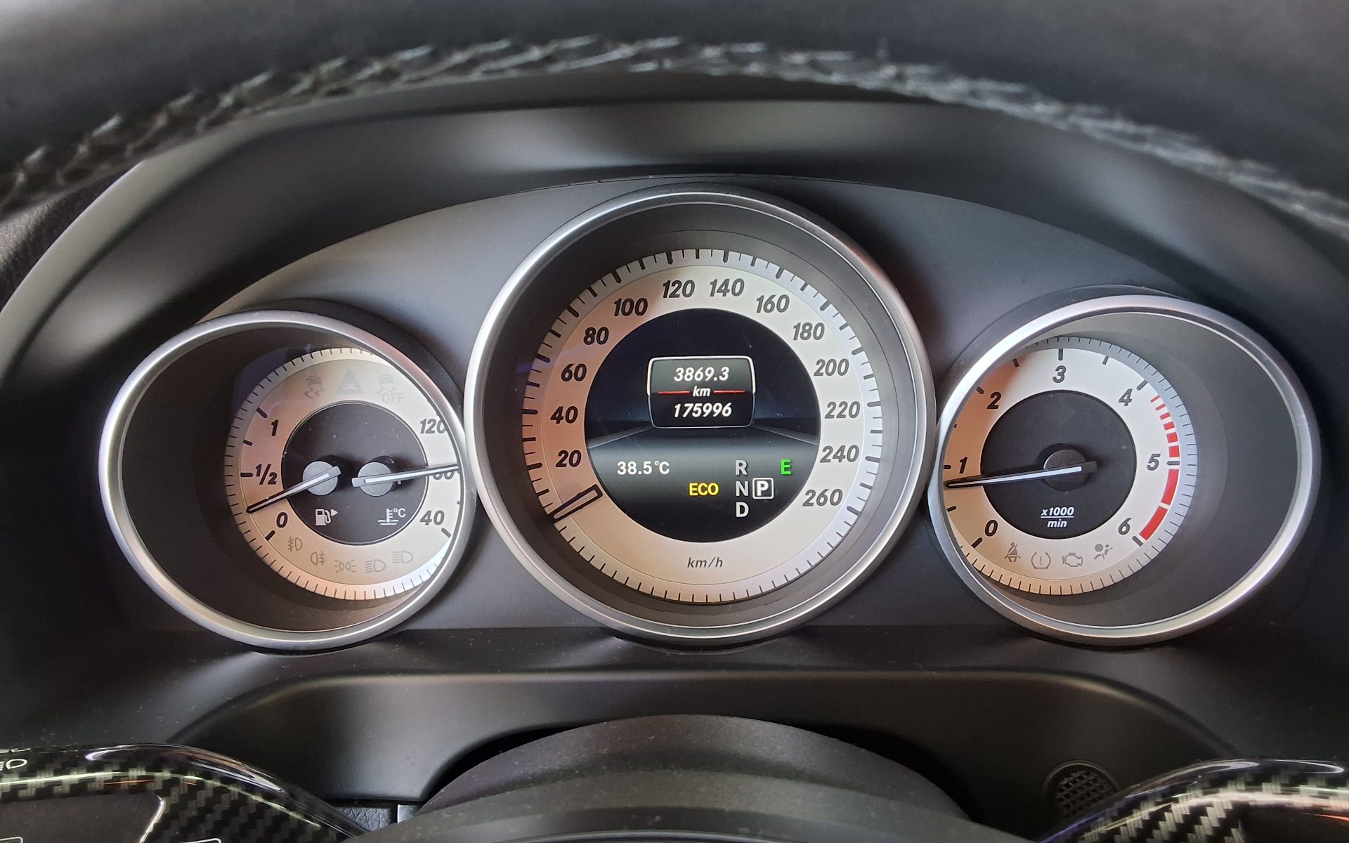مرسيدس بنز E Class (4Th Gen) E220 Cdi Bluetec Avantgarde 2016 E220