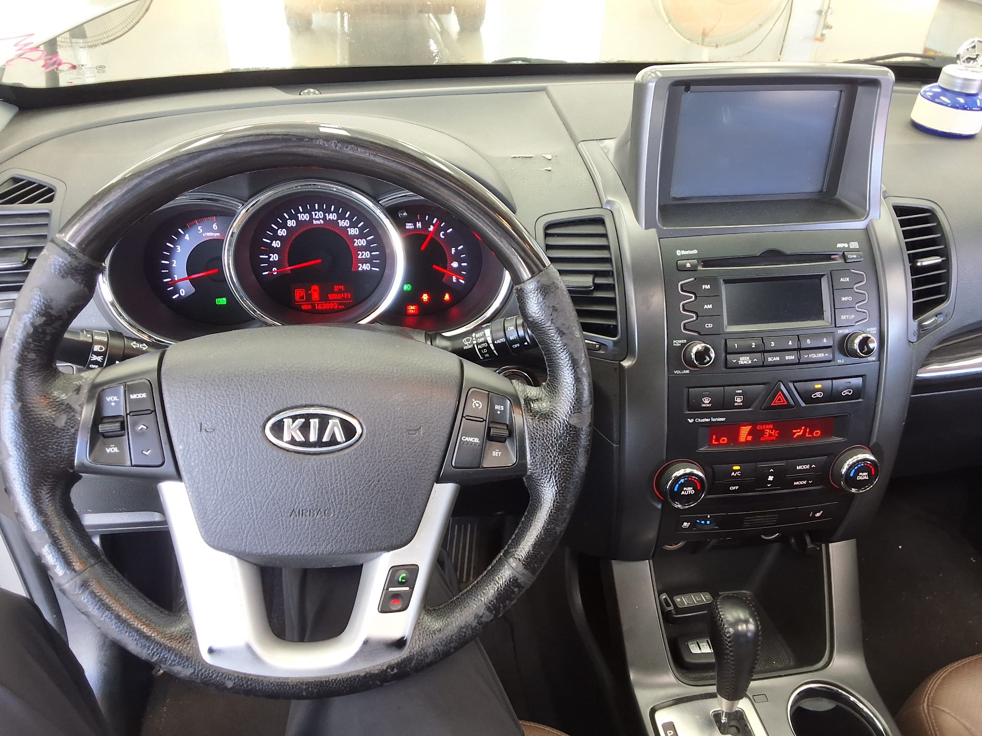 كيا سورينتو 2012 TLX فاخر