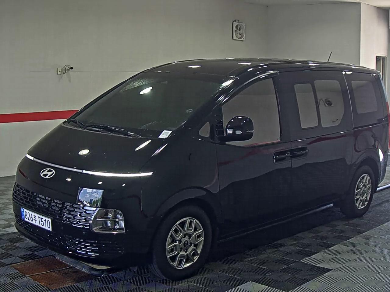 هيونداي ستاريا 2025 MODERN
