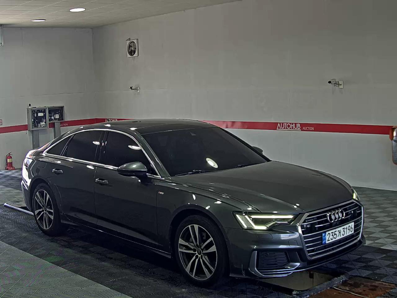 أودي إيه 6 (5Th Gen) 45 Tfsi كواترو بريميوم 2021 بريميوم