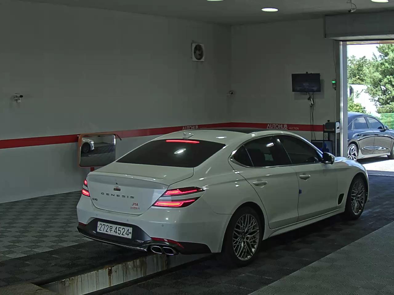 جينيسيس جينيسيس G70 2021 BASE