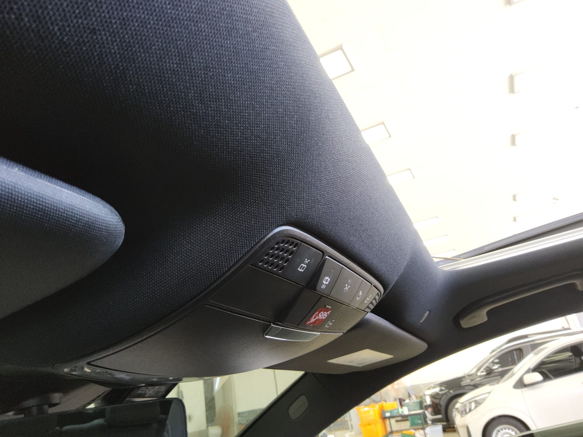 مرسيدس بنز E Class (5Th Gen) E350 فورماتيك Avantgarde 2021 4MATIC