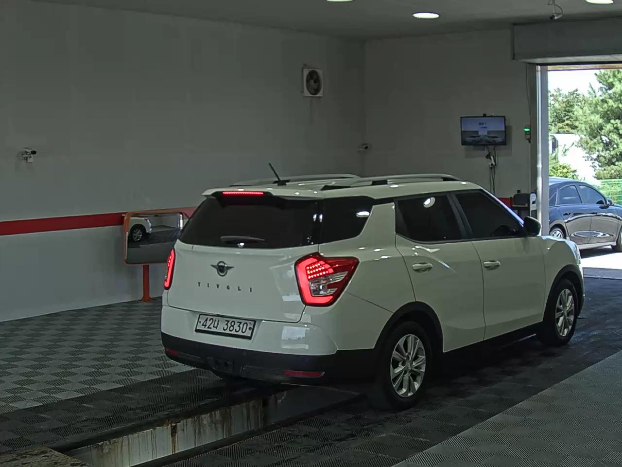 كي جي موبيليتي Mobility (سانج يونج) تيفولي Air ديزل دفع ثنائي Ix 2019