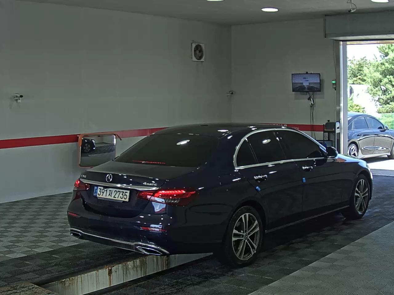 مرسيدس بنز E Class (5Th Gen) E350 فورماتيك Avantgarde 2021 4MATIC