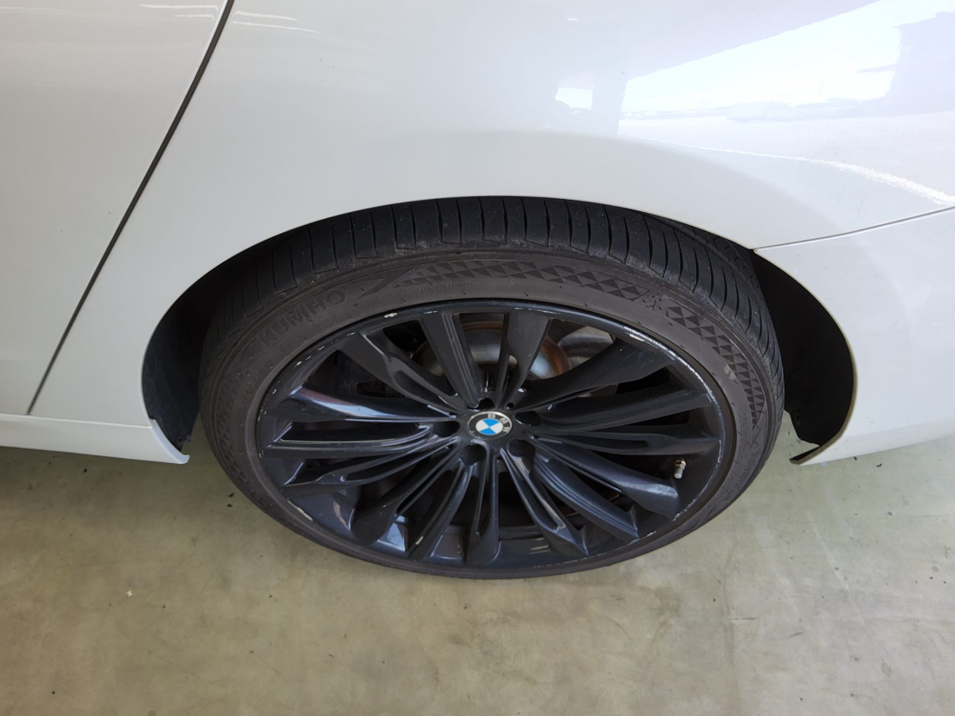 بي إم دبليو Gran Turismo (GT) 6 Series 640I إكس درايف لكجري 2018 GT فاخر