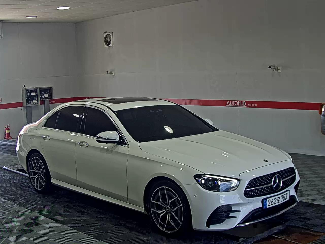 مرسيدس بنز E Class (5Th Gen) E220D فورماتيك AMG Line 2021 E220d 4MATIC LINE
