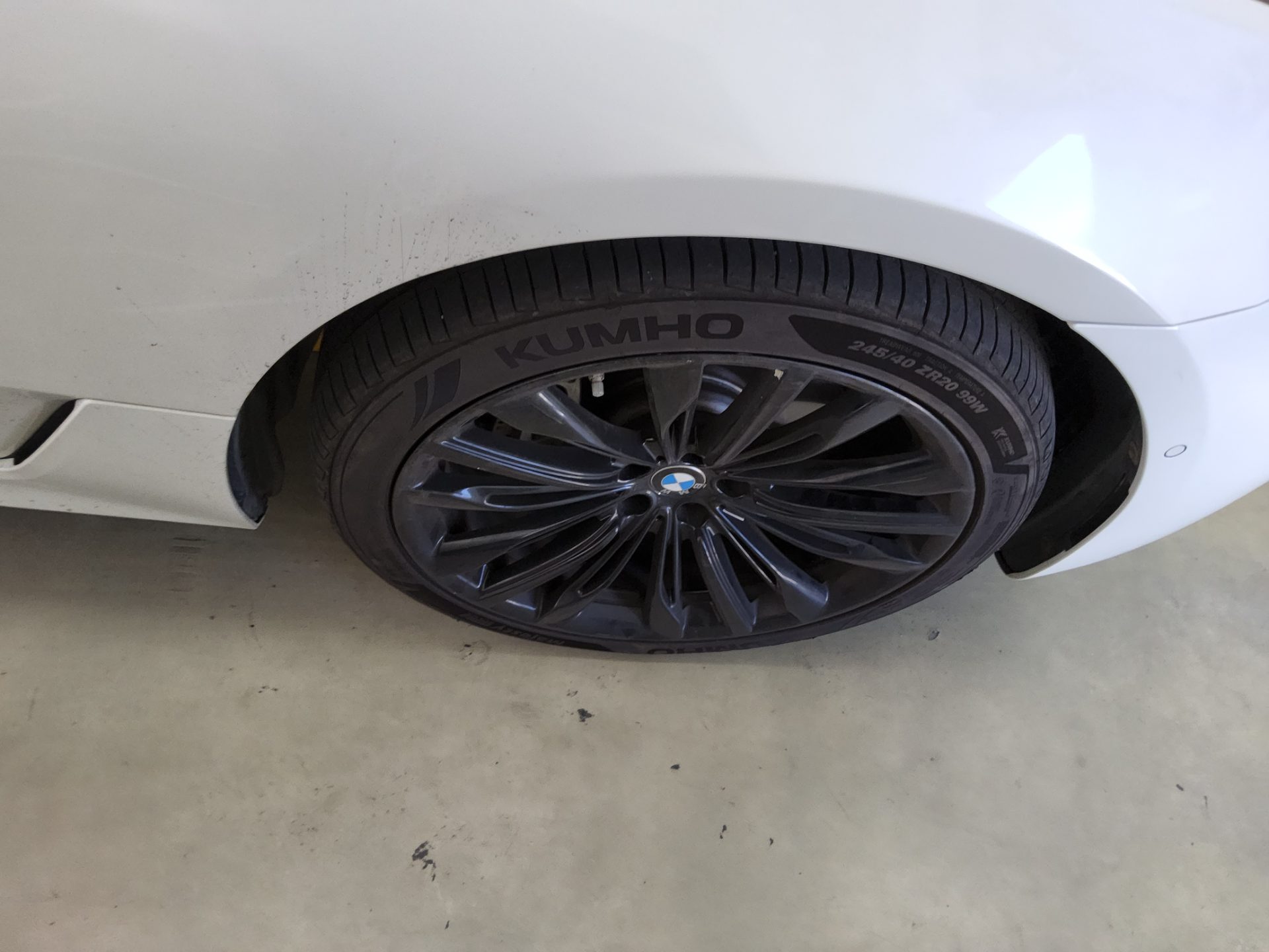 بي إم دبليو Gran Turismo (GT) 6 Series 640I إكس درايف لكجري 2018 GT فاخر