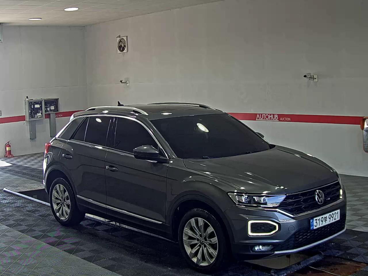 فولكس فاجن T Roc 2.0 TDI بريميوم 2021 بريميوم