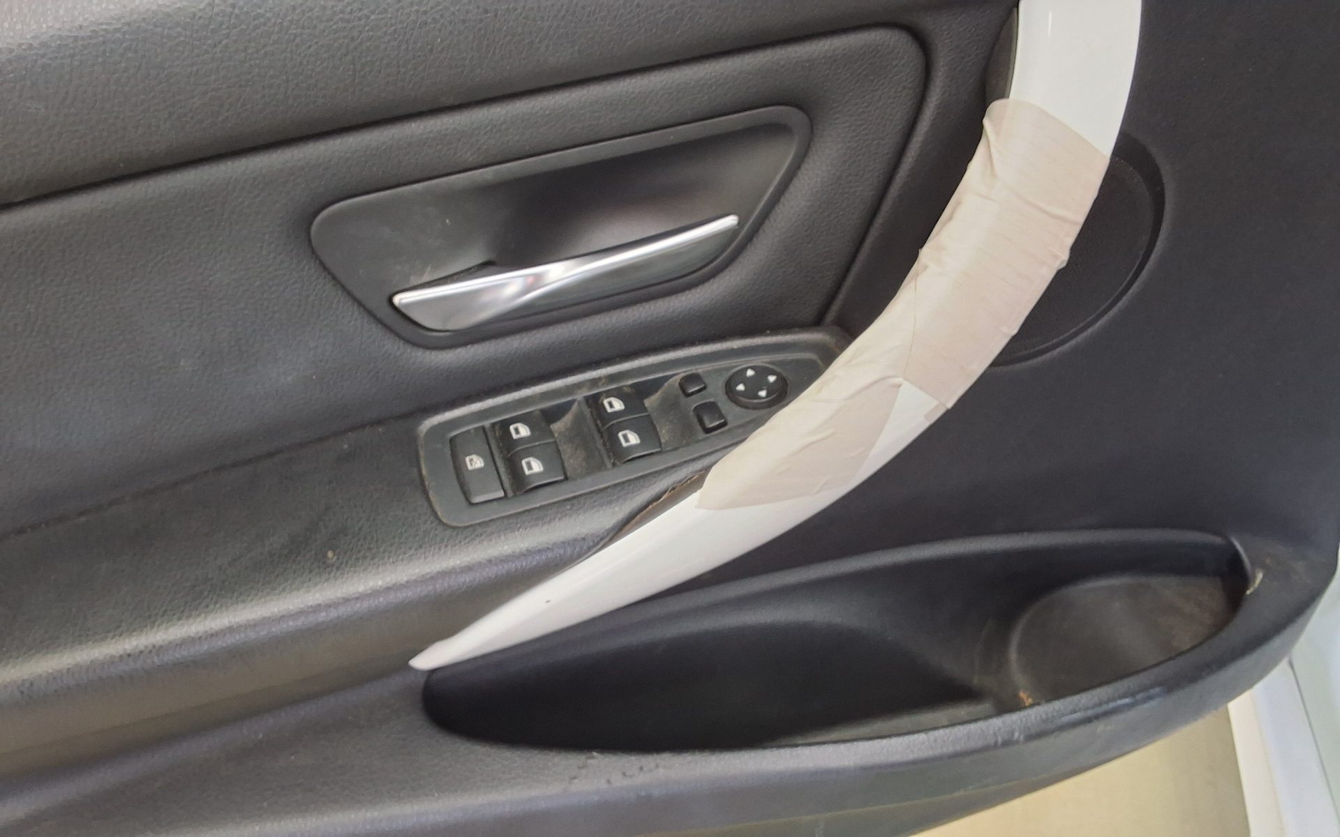 بي إم دبليو 3 Series (6Th Gen) 320D 2015 320d