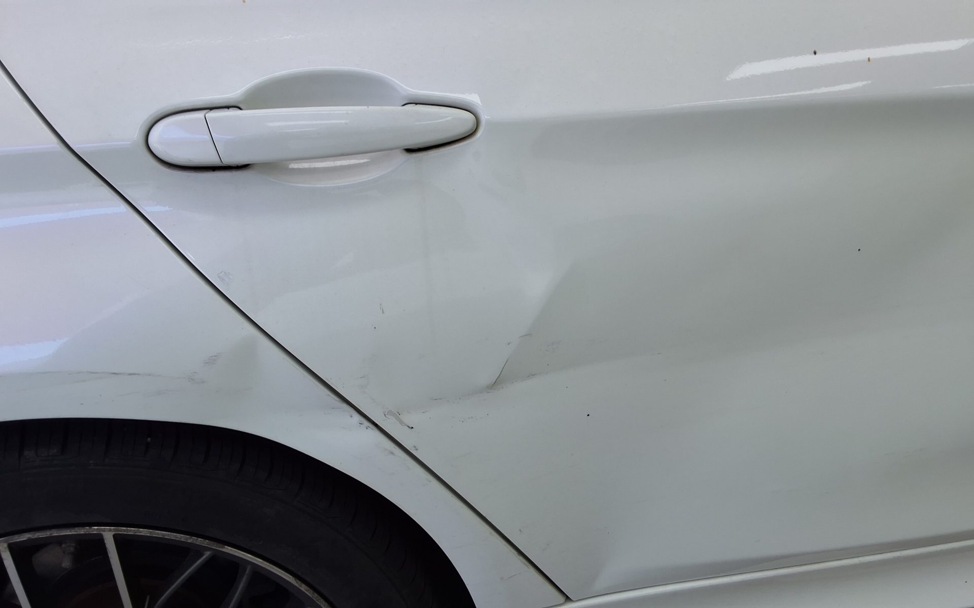 بي إم دبليو 3 Series (6Th Gen) 320D 2015 320d