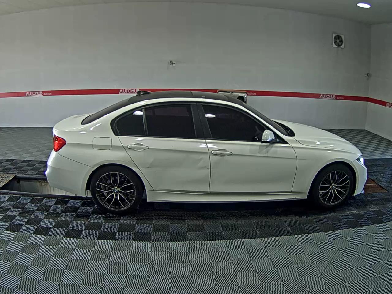 بي إم دبليو 3 Series (6Th Gen) 320D 2015 320d