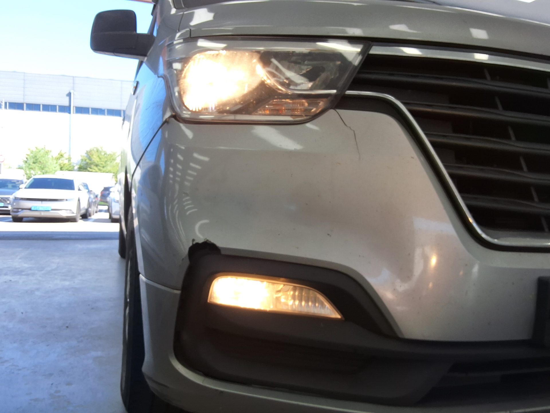 هيونداي الجديد جراند ستاركس 5 Seater ديزل فان مودرن 2019 VAN MODERN