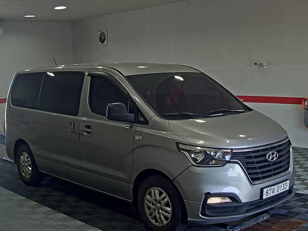 هيونداي الجديد جراند ستاركس 5 Seater ديزل فان مودرن 2019 VAN MODERN