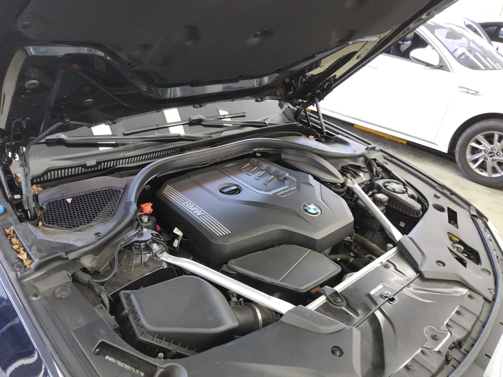 بي إم دبليو 5 Series (7Th Gen) 530I M Sport Pack 2021 SPORT
