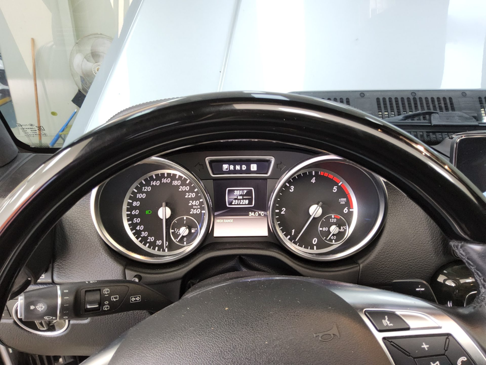 مرسيدس بنز G Class (1St Gen) G350 Bluetec 2014 G350
