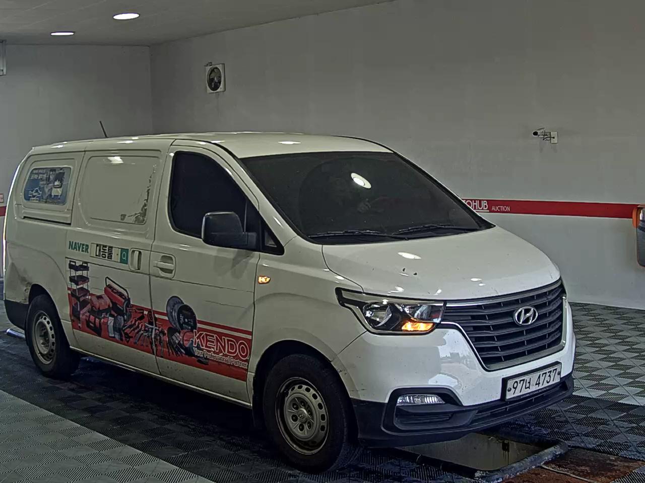 هيونداي الجديد جراند ستاركس 3 Seater ديزل فان ستايل 2021 VAN STYLE