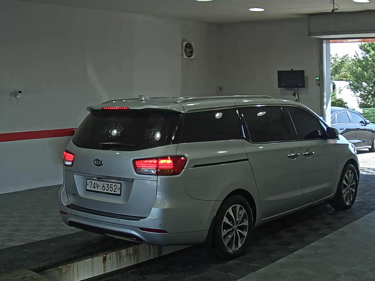 كيا كرنفال 2018 PRESTIGE
