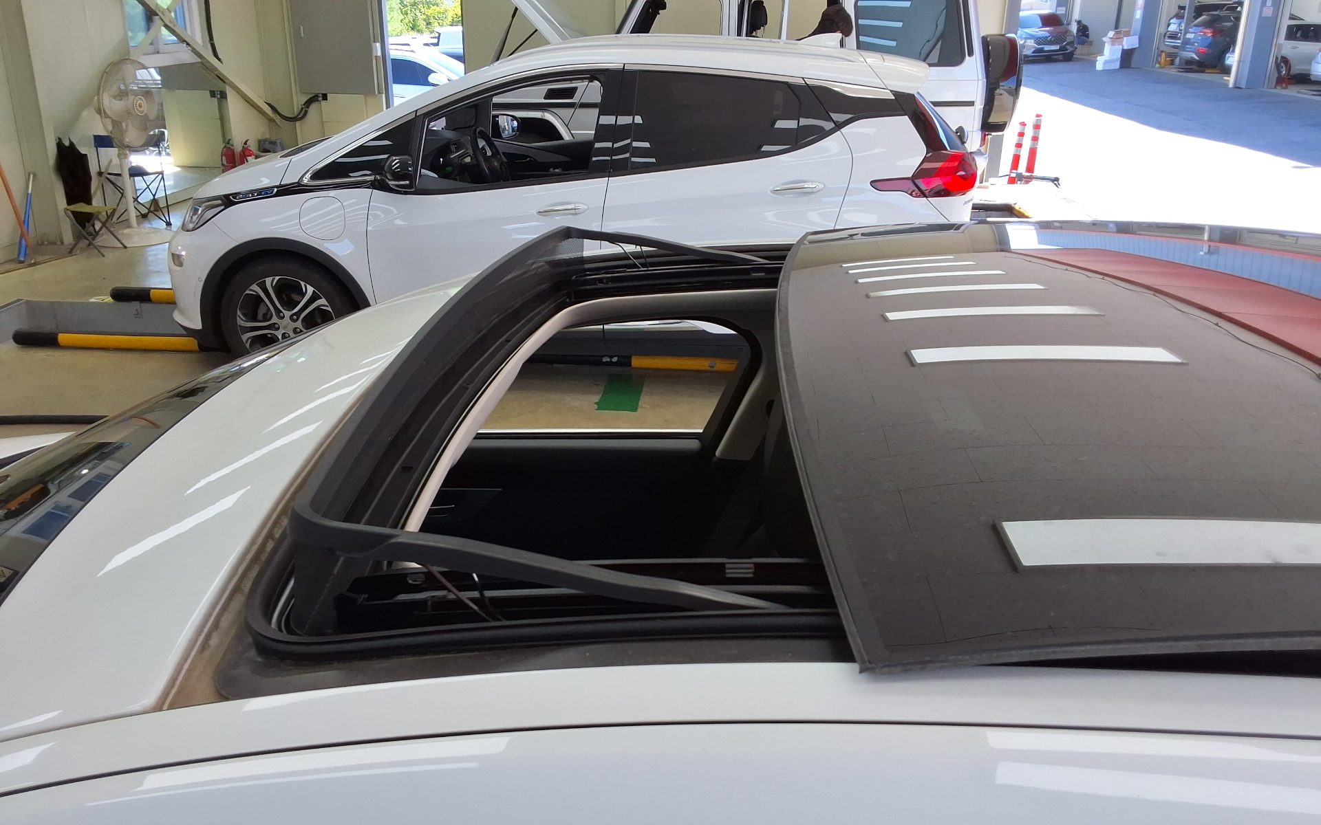 جاكوار Xf (2Nd Gen) 2.0 20D بريستيج 2018 PRESTIGE